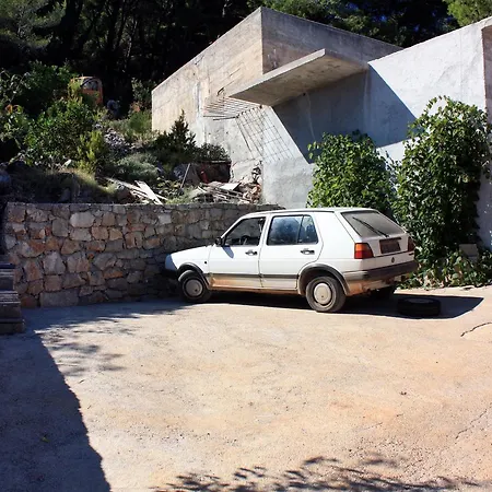 Uvala Solotisa 5610d * Sućuraj